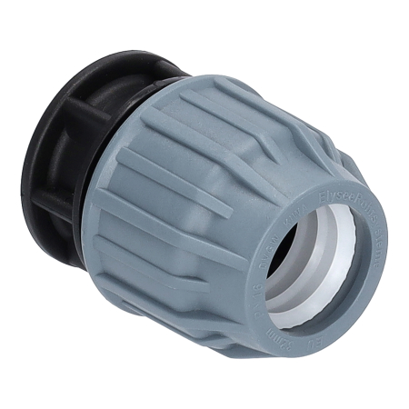 PP-Klemmkupplung mit schwarzem Fittingkörper und blauer Verschraubung vor weißem Hintergrund. Die Darstellung dient als neutrales Produktfoto und repräsentiert eine beliebige Ausführung der Klemmkupplungsserie.